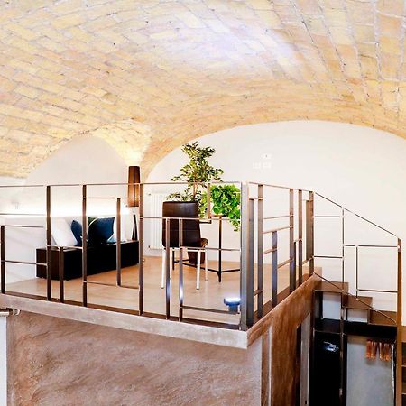 Post Industrial Loft Trastevere - Top Collection Рим Екстериор снимка