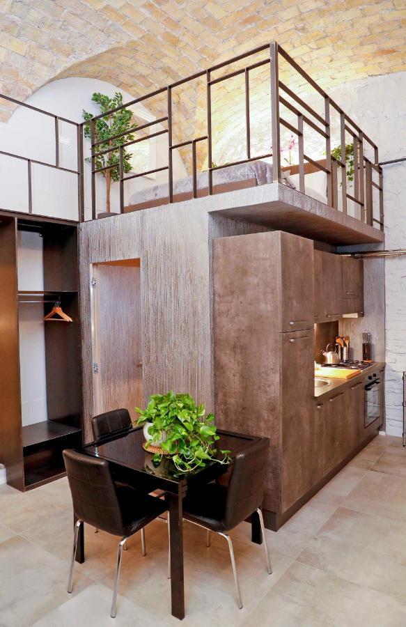 Post Industrial Loft Trastevere - Top Collection Рим Екстериор снимка