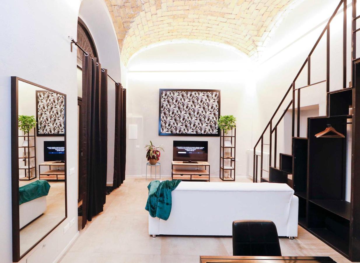 Post Industrial Loft Trastevere - Top Collection Рим Екстериор снимка