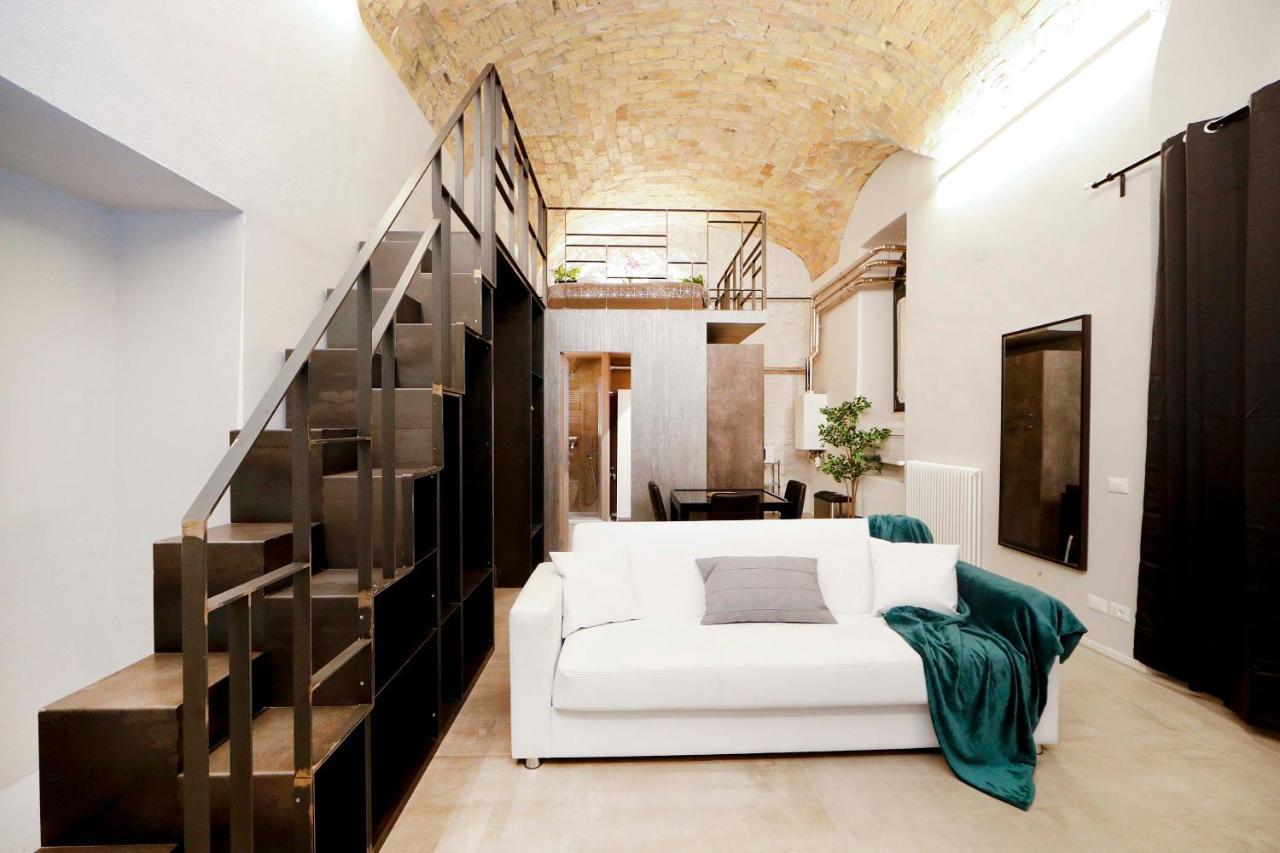 Post Industrial Loft Trastevere - Top Collection Рим Екстериор снимка